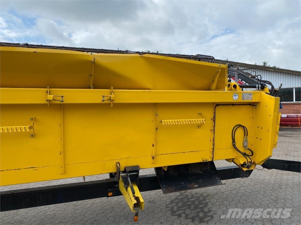 New Holland 35 Príslušenstvo a náhradné diely ku kombajnom