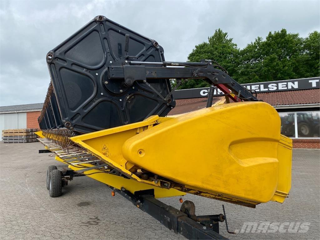 New Holland 35 Príslušenstvo a náhradné diely ku kombajnom