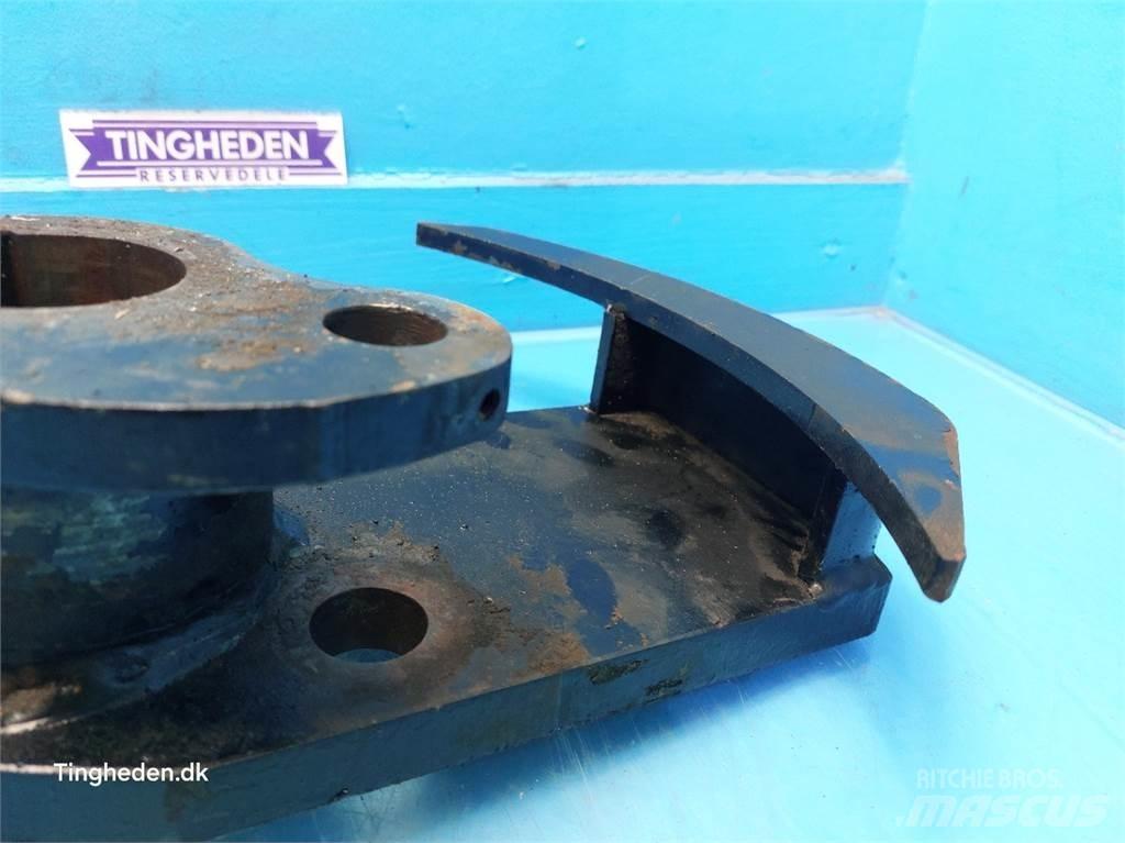 New Holland 4860 Stroje na zber krmovín-príslušenstvo