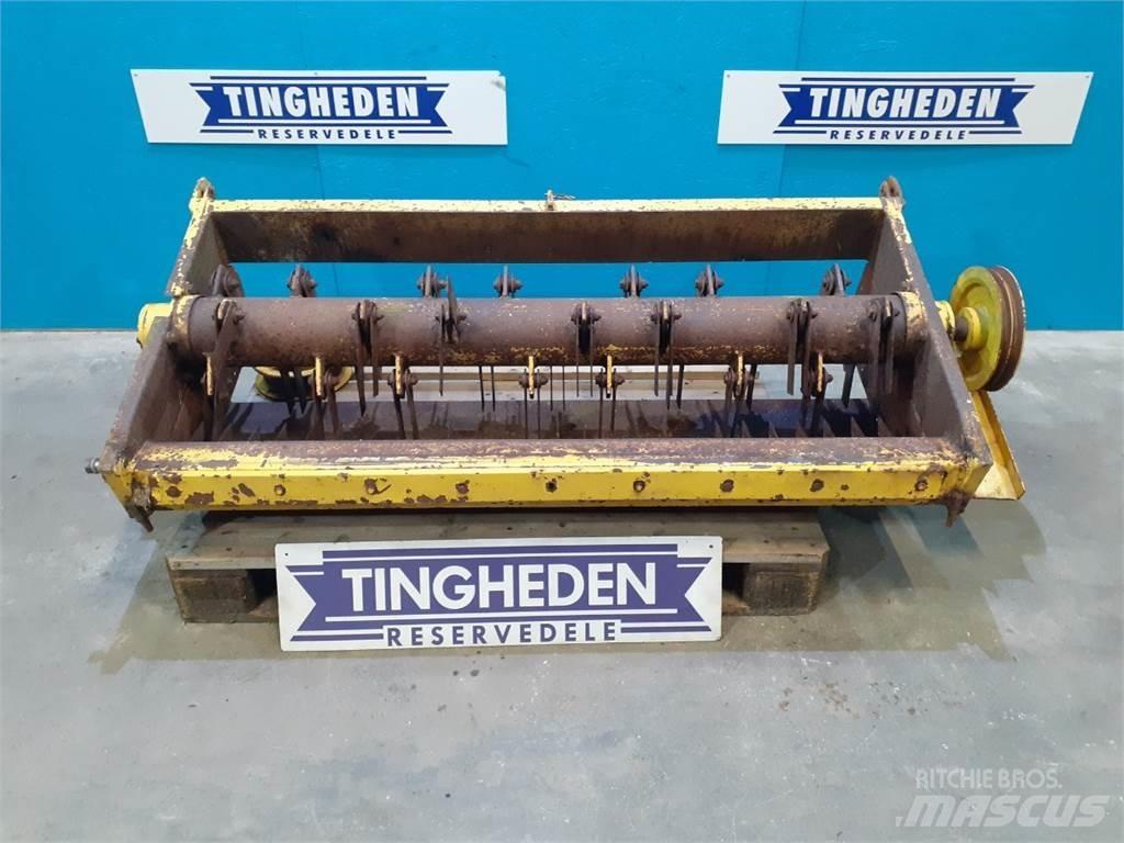 New Holland 8060 Príslušenstvo a náhradné diely ku kombajnom