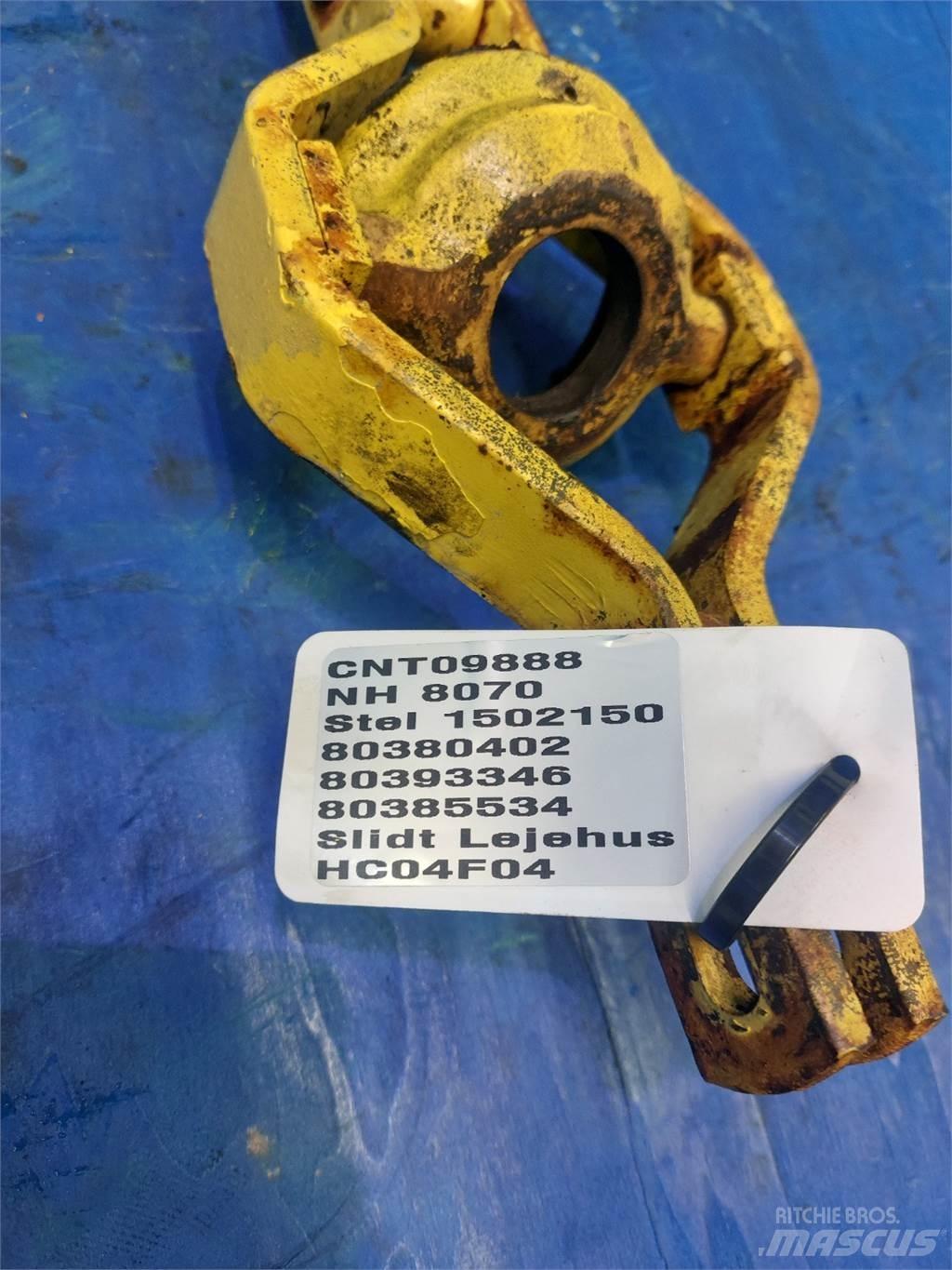 New Holland 8070 Príslušenstvo a náhradné diely ku kombajnom