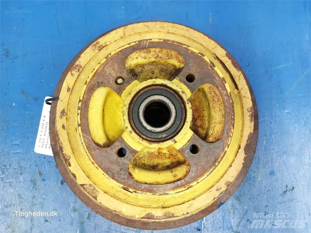 New Holland 8080 Ďalšie poľnohospodárske stroje