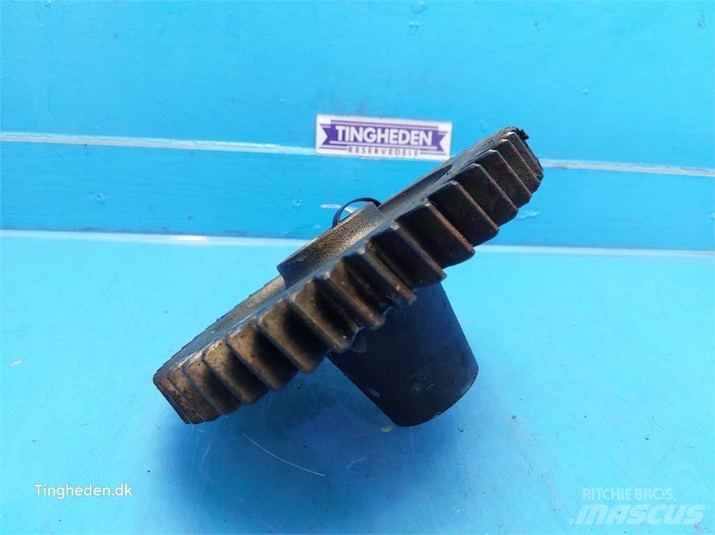 New Holland 8970 Prevodovka
