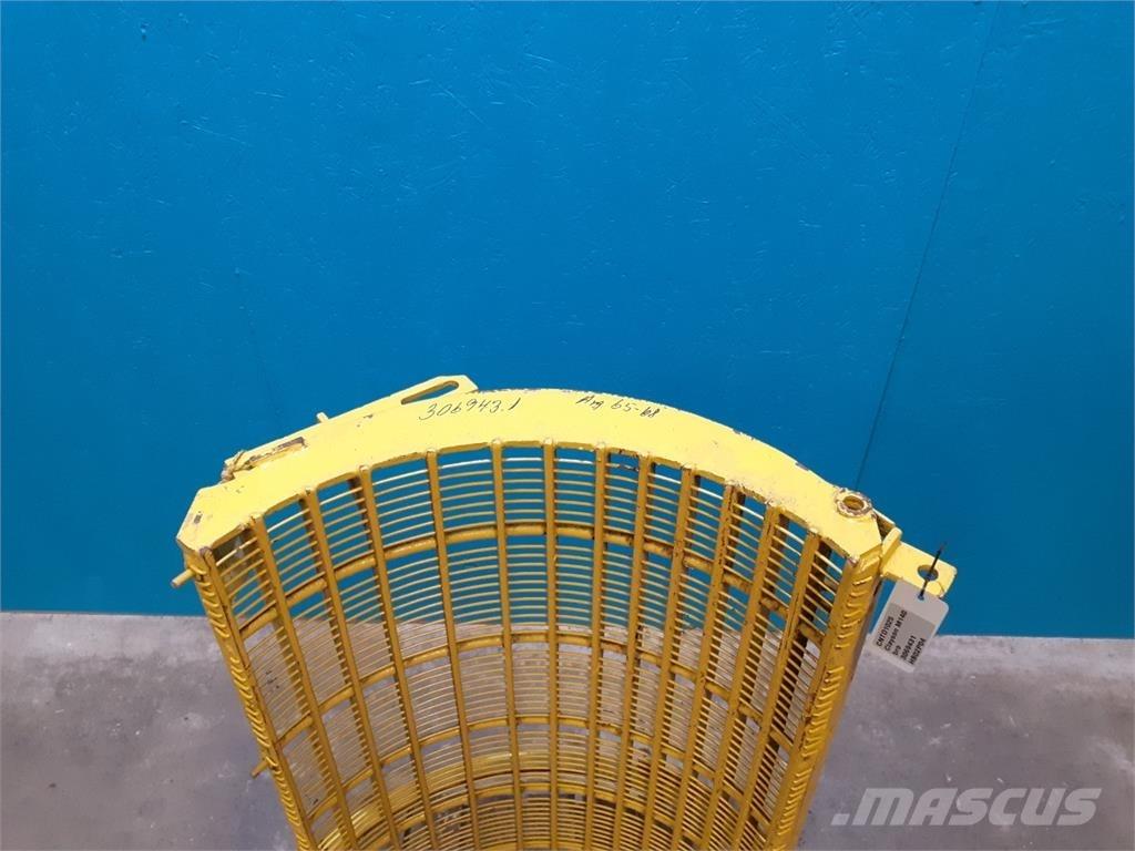 New Holland M140 Príslušenstvo a náhradné diely ku kombajnom