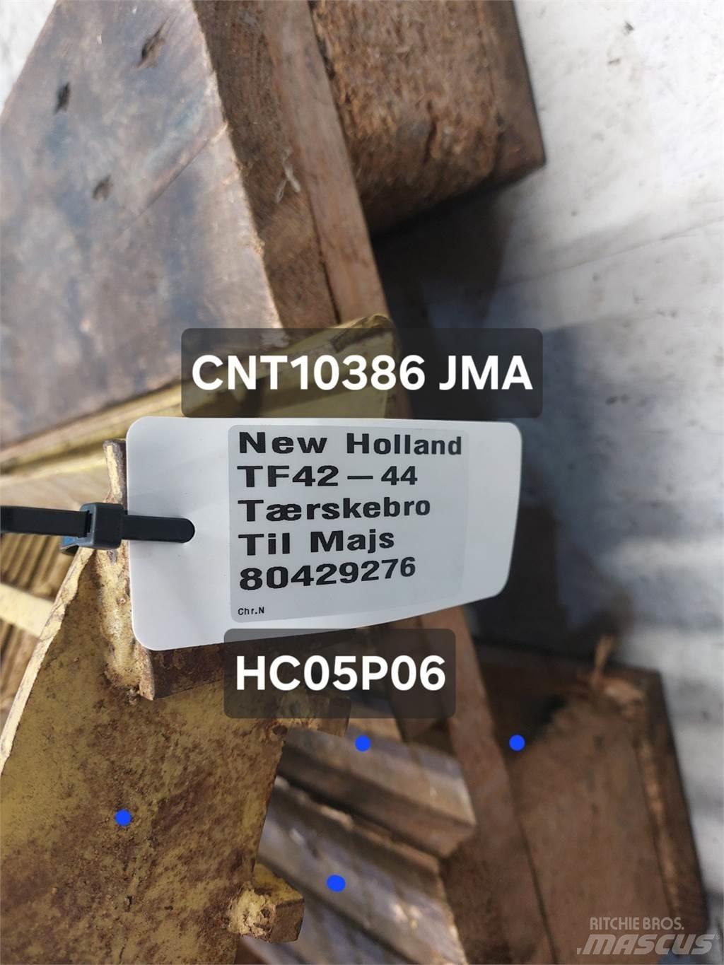 New Holland TF44 Príslušenstvo a náhradné diely ku kombajnom