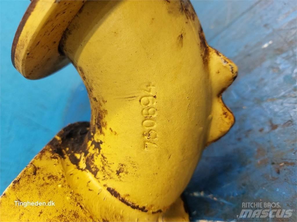 New Holland TF46 Príslušenstvo a náhradné diely ku kombajnom