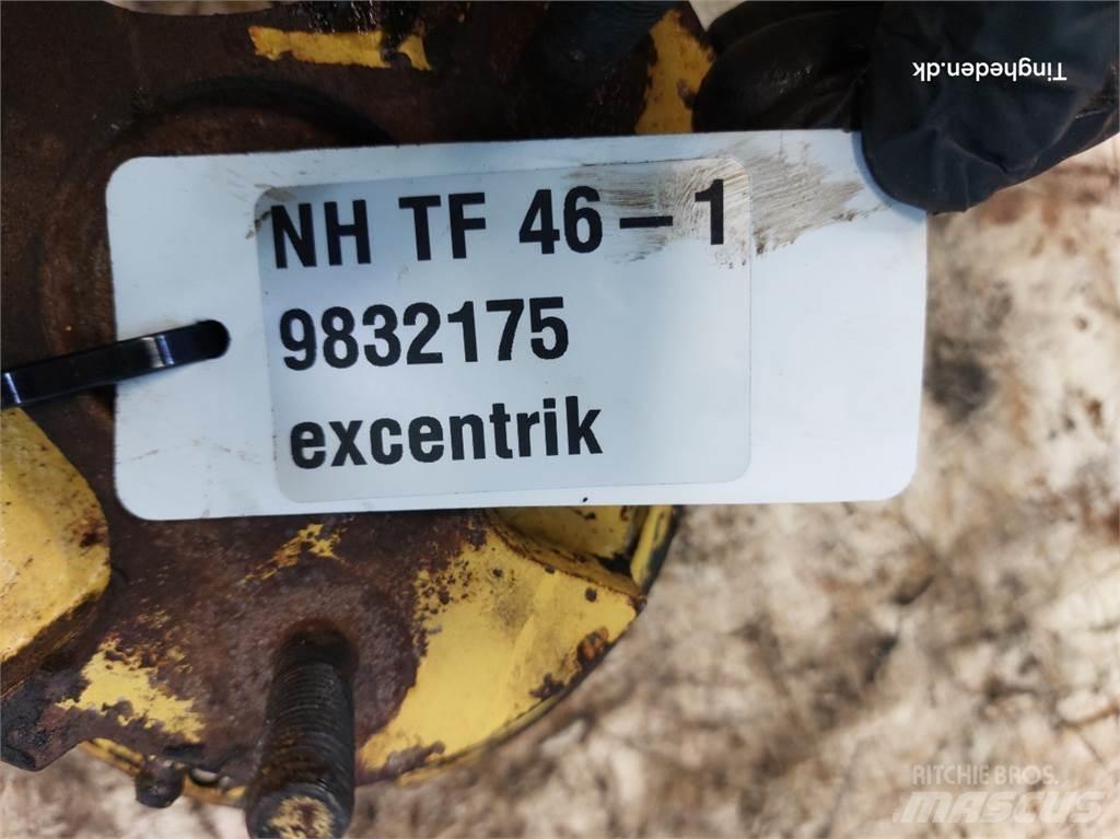 New Holland TF46 Posýpače soli a piesku