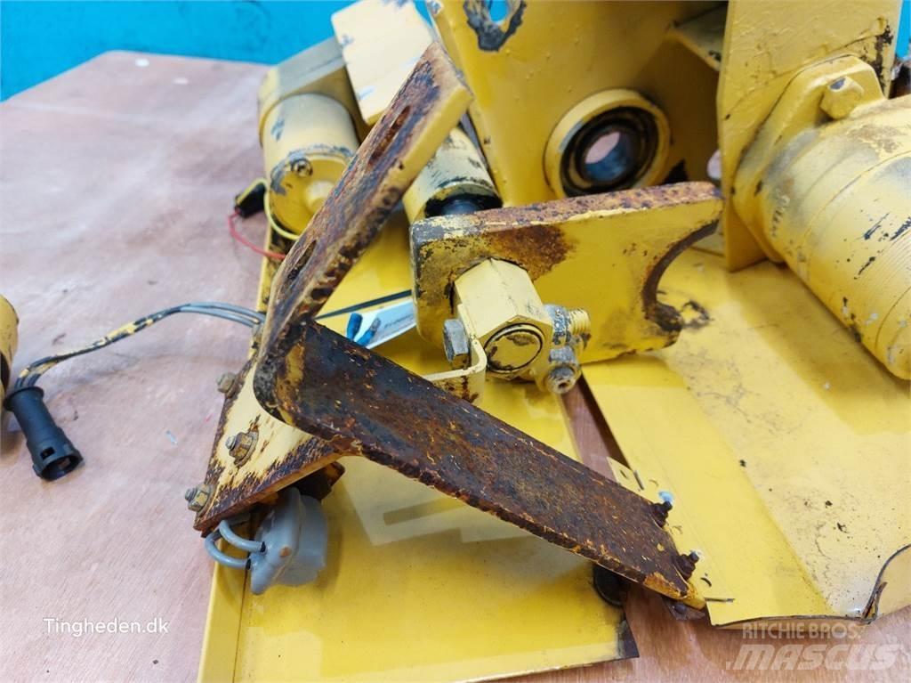 New Holland TF46 Príslušenstvo a náhradné diely ku kombajnom