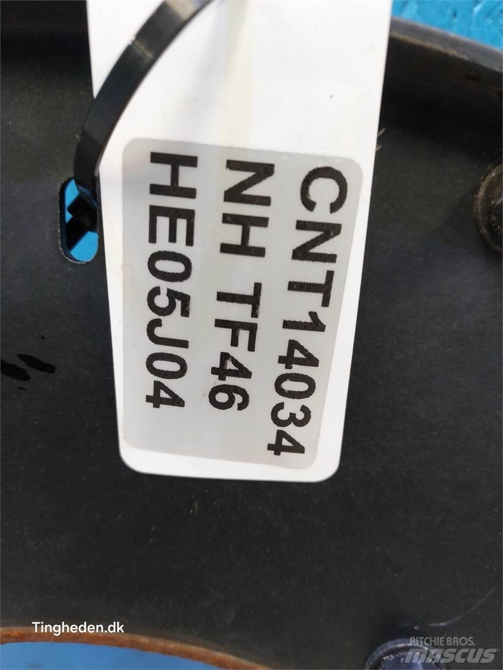New Holland TF46 Príslušenstvo a náhradné diely ku kombajnom