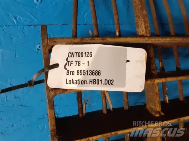 New Holland TF78 Príslušenstvo a náhradné diely ku kombajnom