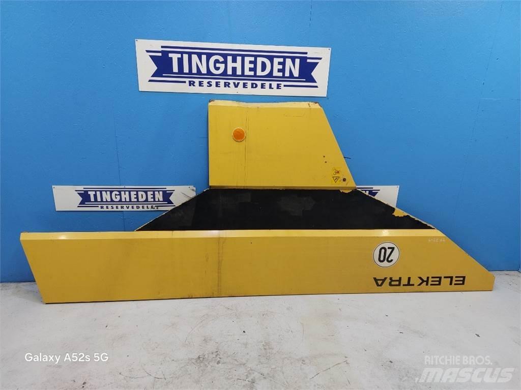 New Holland TF78 Ďalšie poľnohospodárske stroje