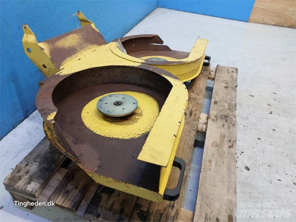 New Holland TF78 Príslušenstvo a náhradné diely ku kombajnom