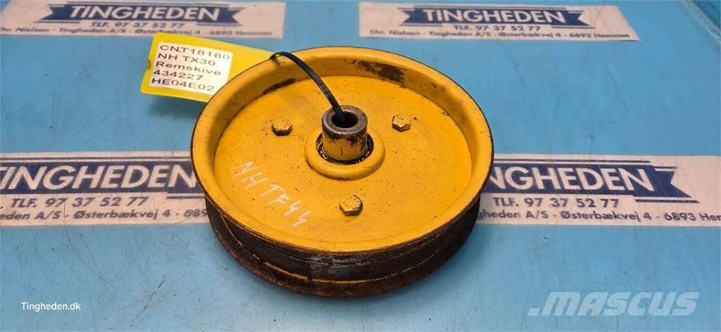 New Holland TX30 Ďalšie poľnohospodárske stroje