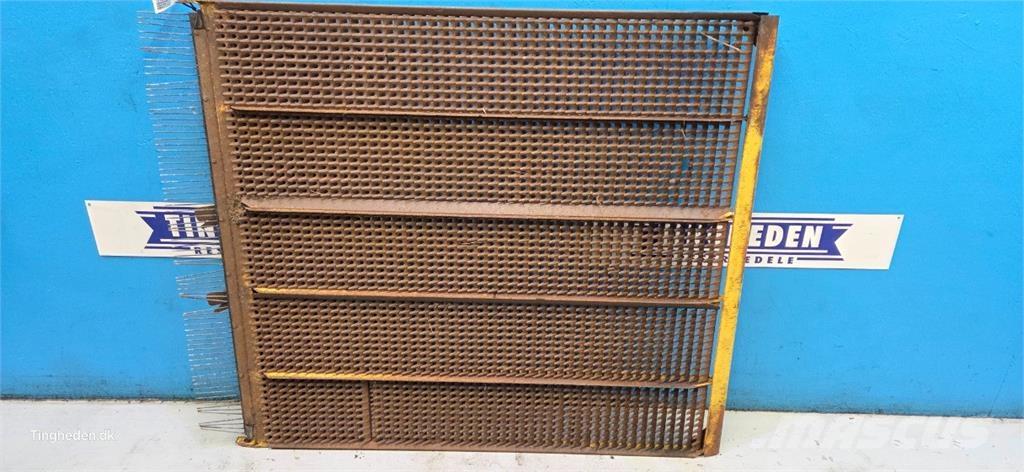 New Holland TX34 Posýpače soli a piesku