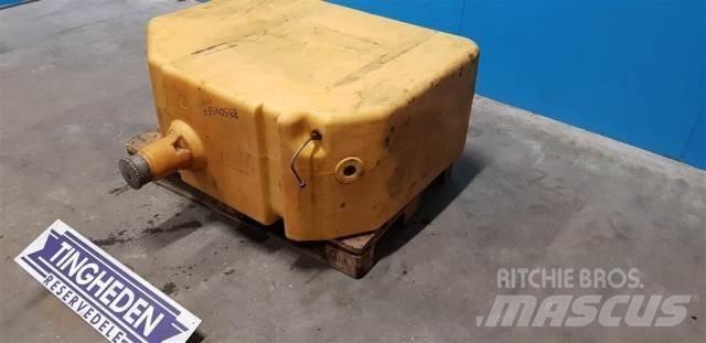 New Holland TX36 Príslušenstvo a náhradné diely ku kombajnom