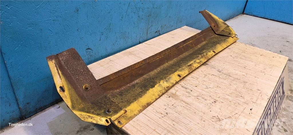 New Holland TX65 Príslušenstvo a náhradné diely ku kombajnom