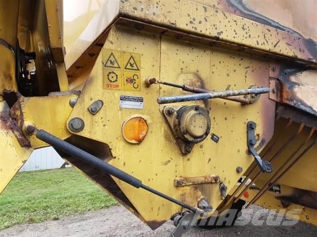 New Holland TX68 Kombinované zberacie stroje