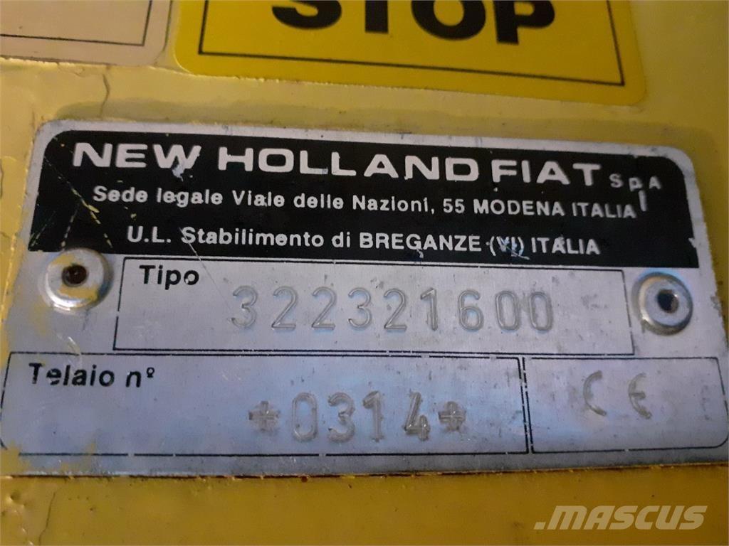 New Holland TX68 Príslušenstvo a náhradné diely ku kombajnom