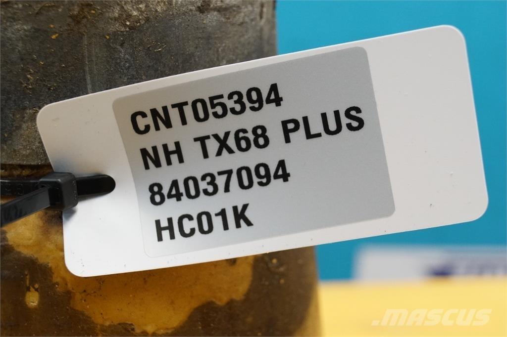 New Holland TX68 Príslušenstvo a náhradné diely ku kombajnom