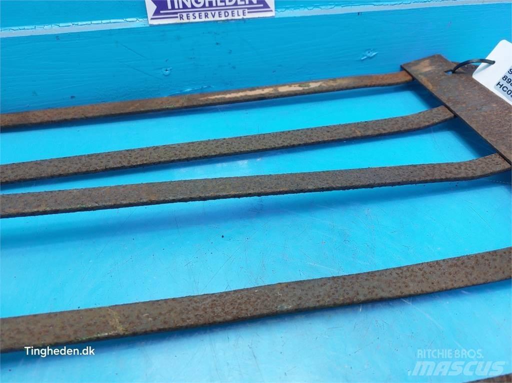 New Holland TX68 Ďalšie poľnohospodárske stroje
