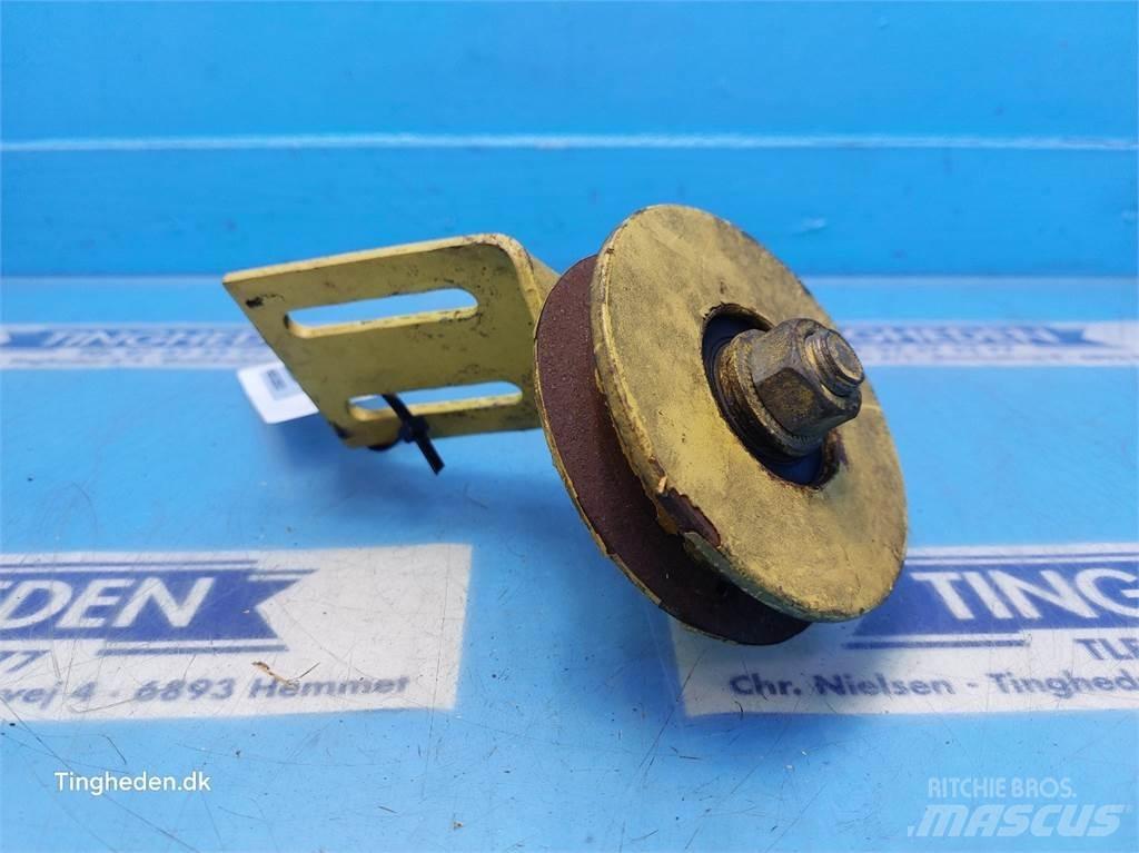 New Holland TX68 Ďalšie poľnohospodárske stroje
