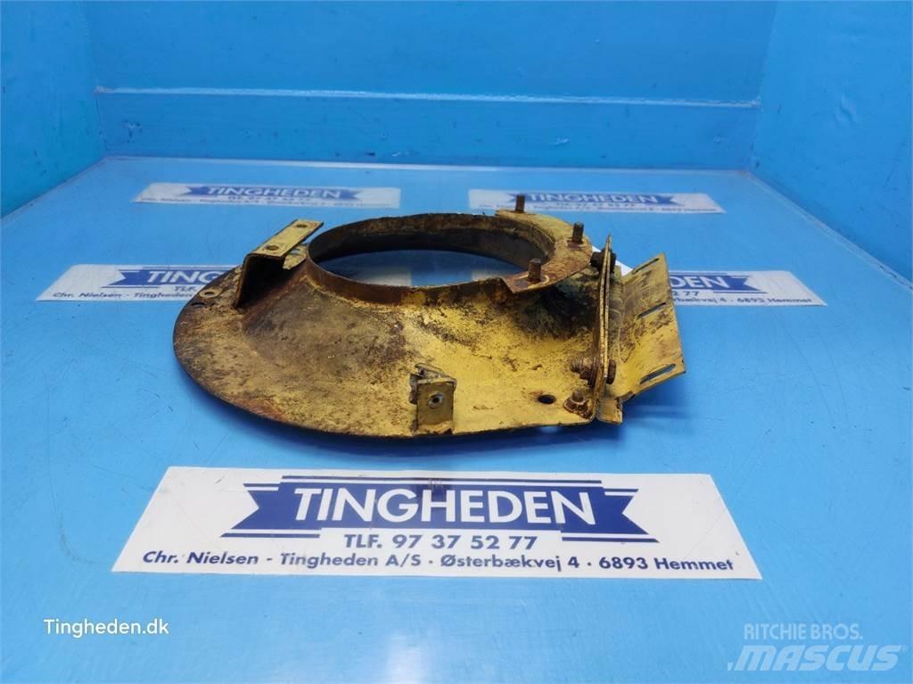 New Holland TX68 Príslušenstvo a náhradné diely ku kombajnom