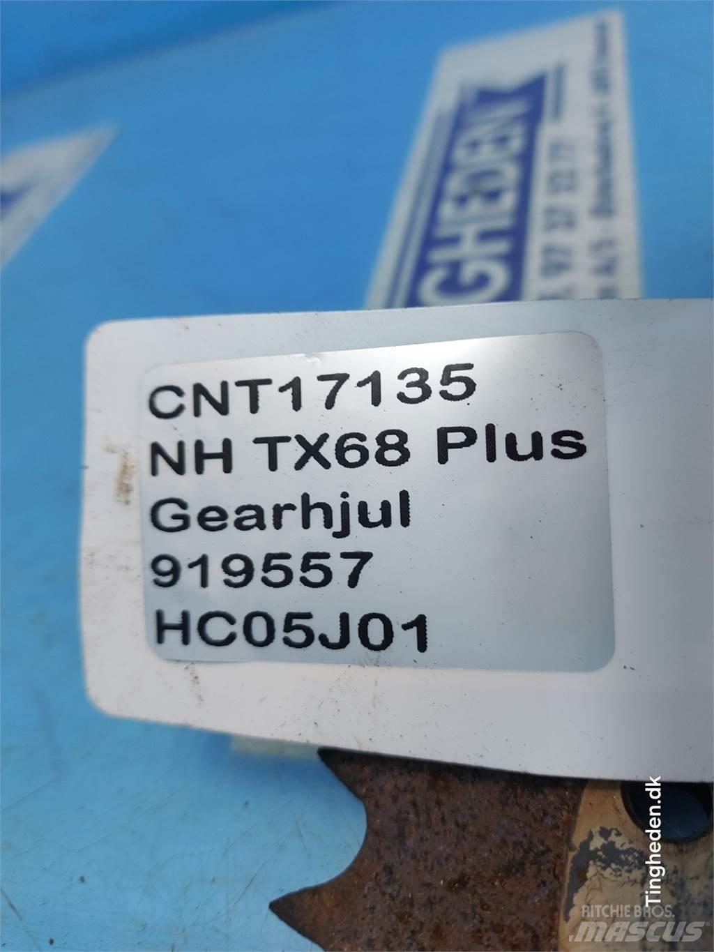 New Holland TX68 Posýpače soli a piesku