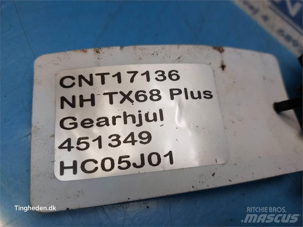 New Holland TX68 Príslušenstvo a náhradné diely ku kombajnom