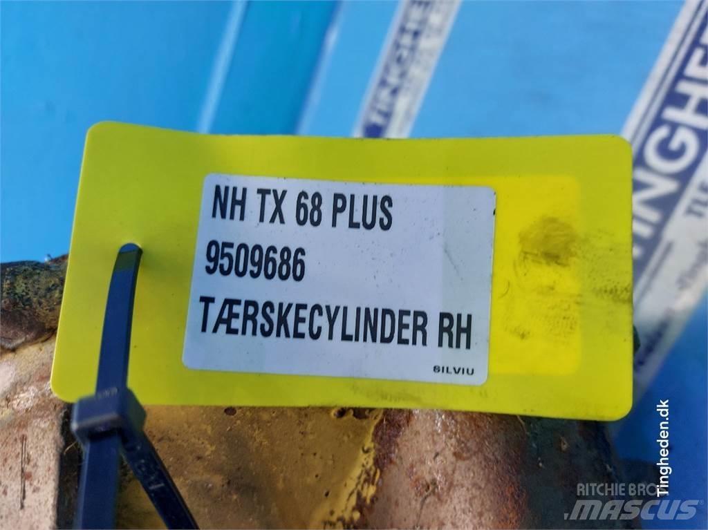 New Holland TX68 Príslušenstvo a náhradné diely ku kombajnom