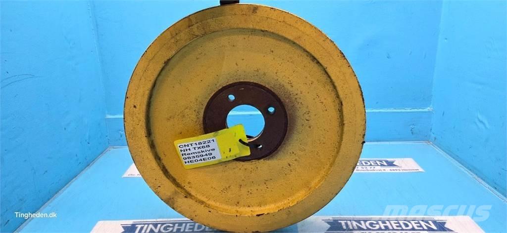 New Holland TX68 Ďalšie poľnohospodárske stroje