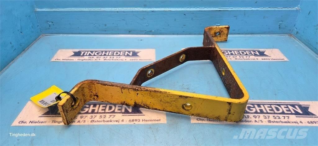 New Holland TX68 Príslušenstvo a náhradné diely ku kombajnom