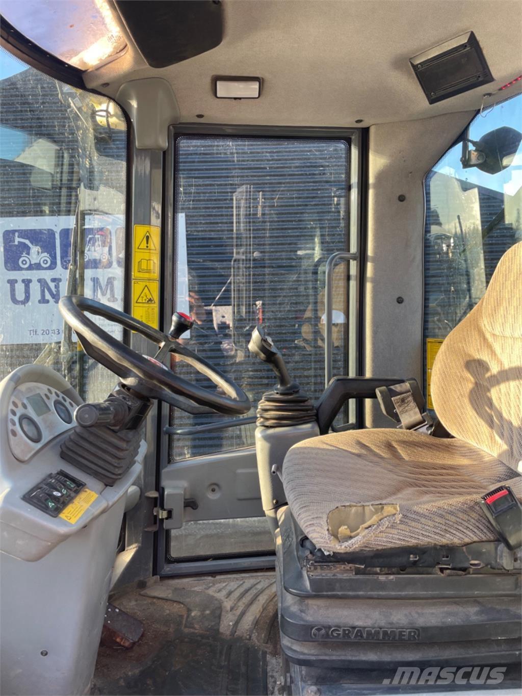 Terex TL120 Kolesové nakladače