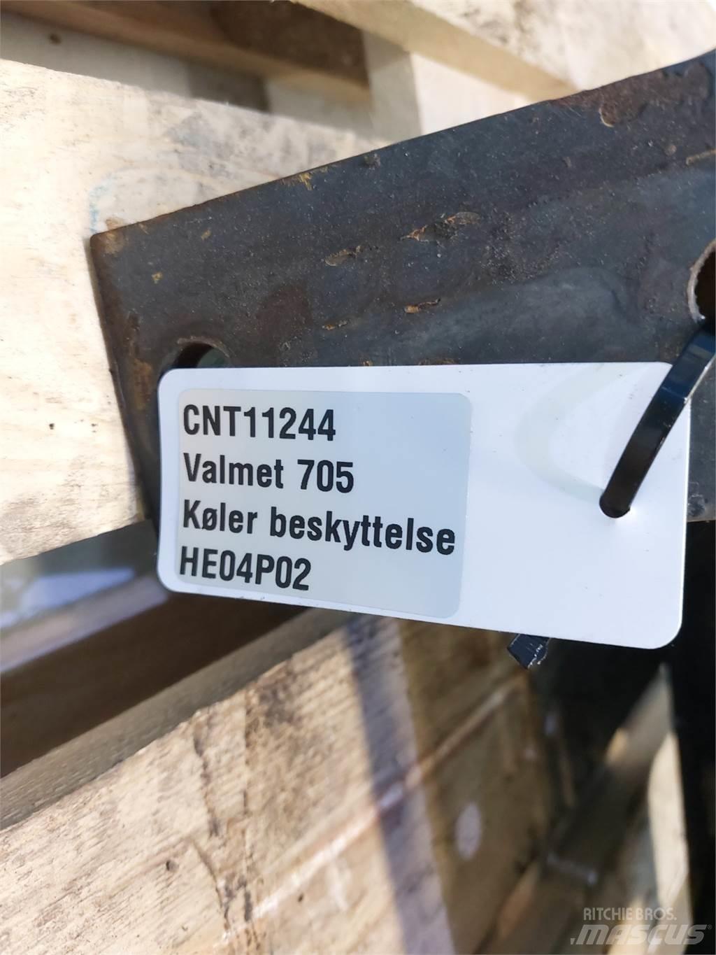 Valmet 705 Príslušenstvo pre čelné nakladače