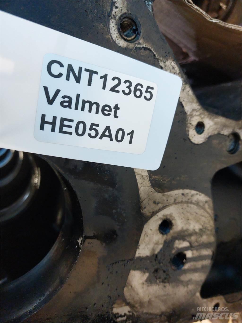 Valtra S280 Motory