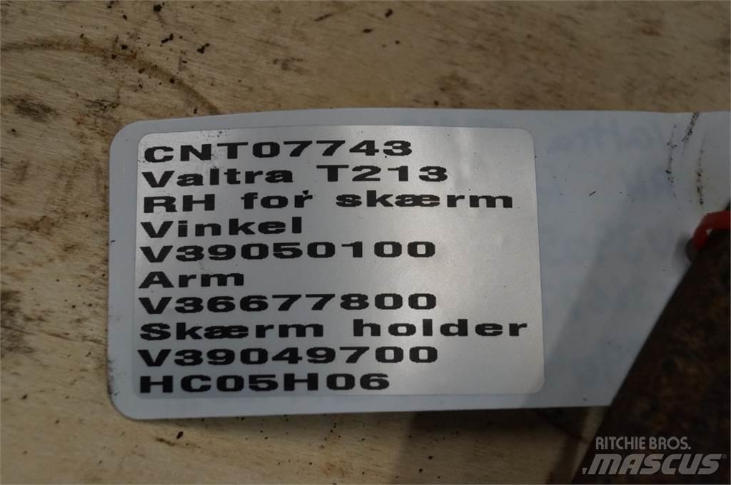 Valtra T213 Ďalšie príslušenstvo traktorov