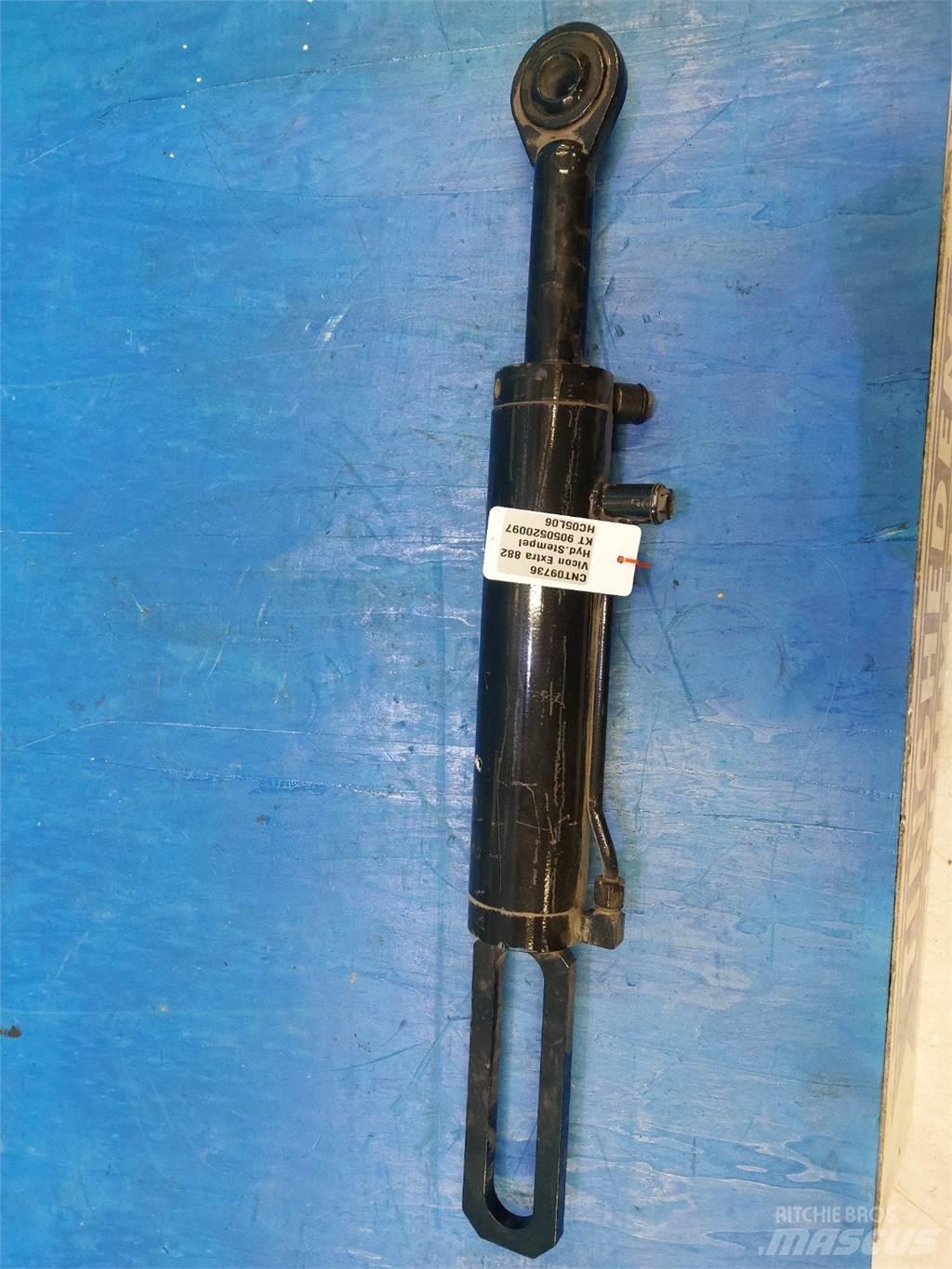 Vicon Extra 832 Žacie stroje