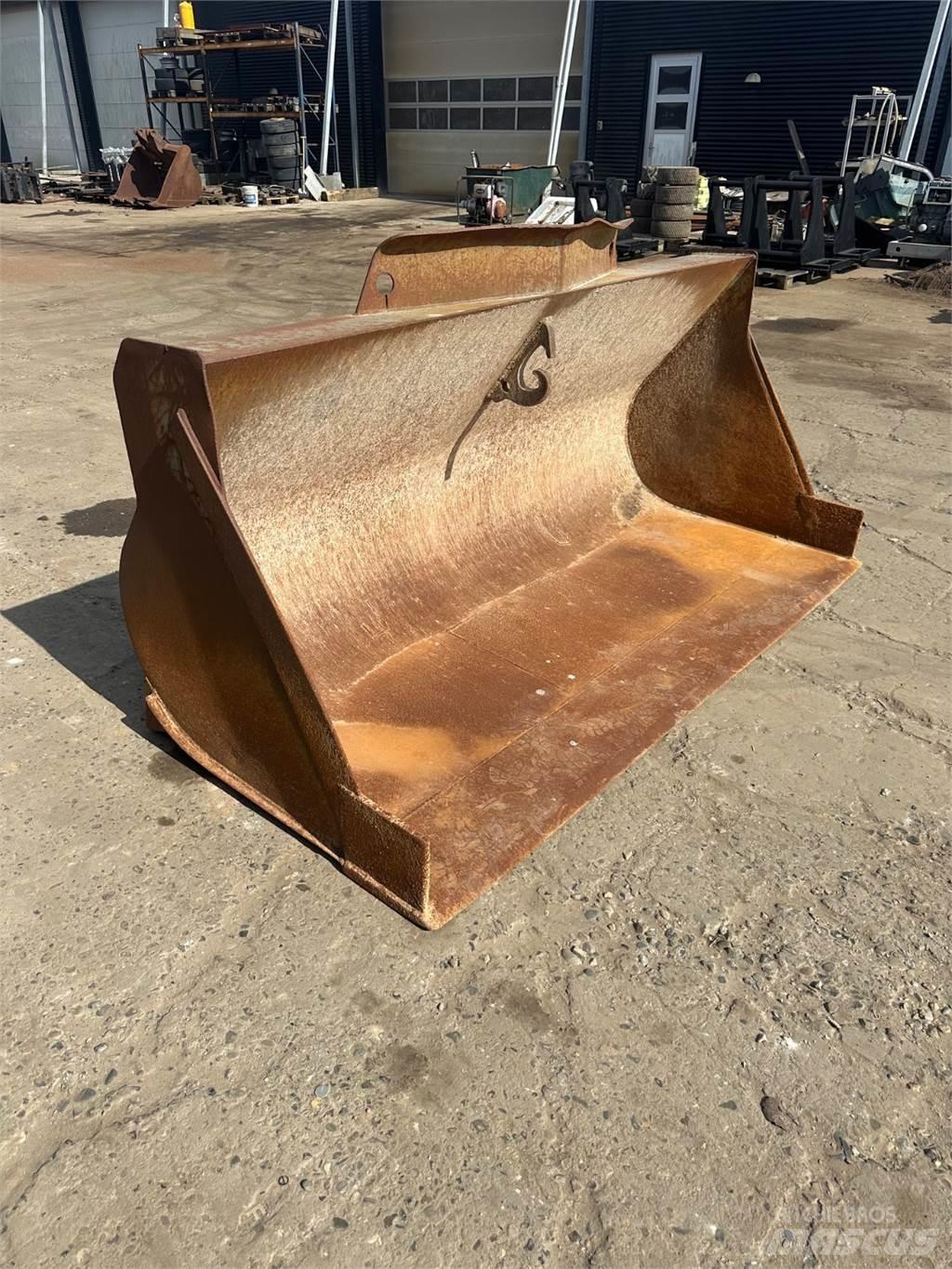 Volvo 2500mm Radlice