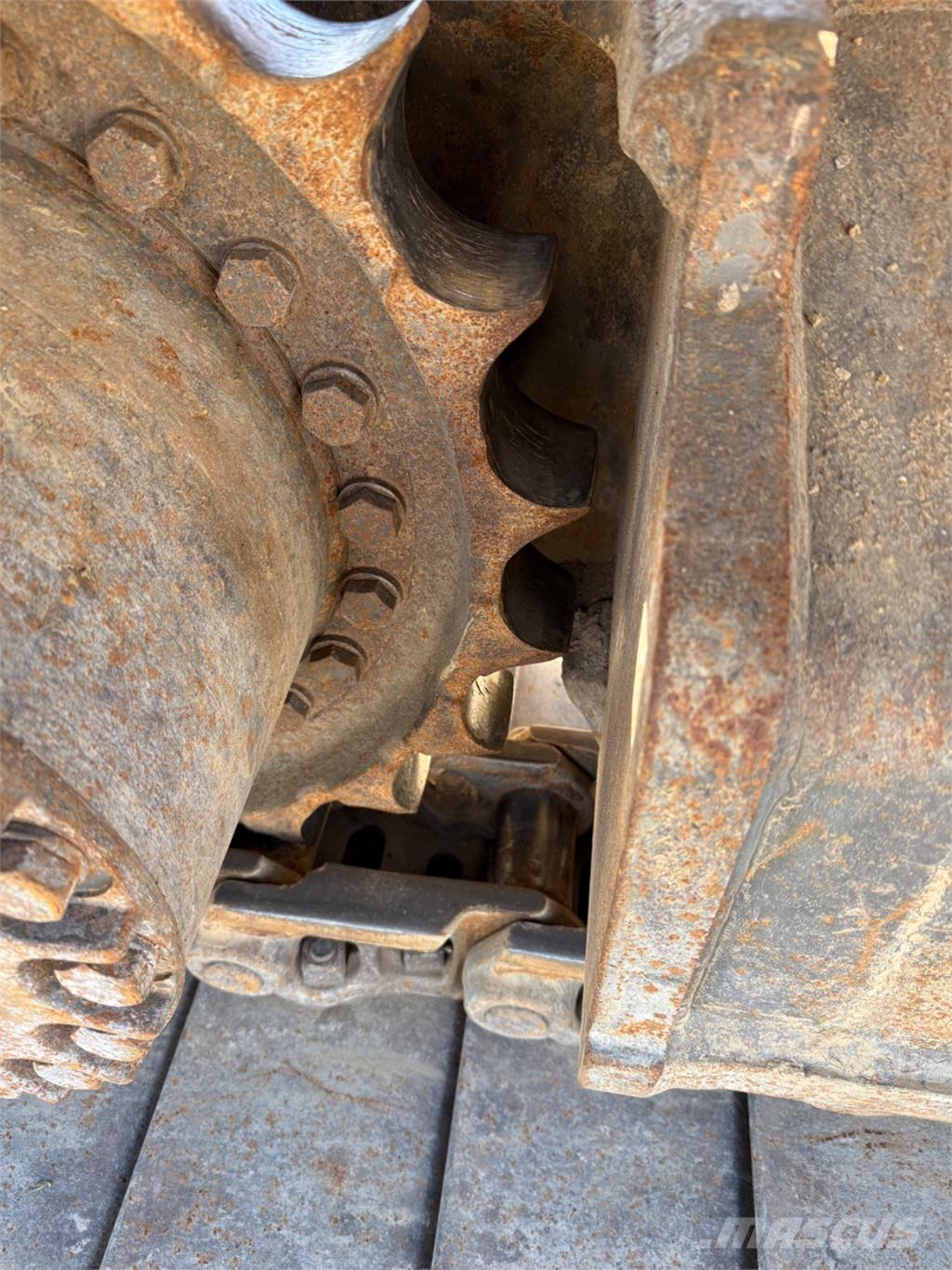 Volvo EC300EL Pásové rýpadlá