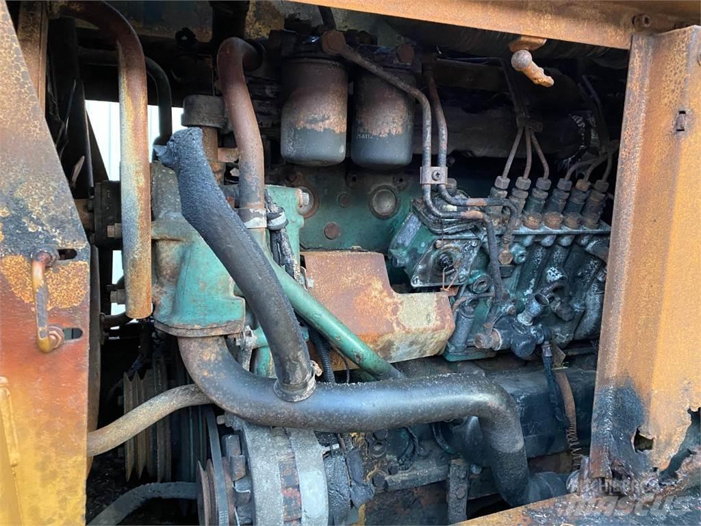 Volvo L120 Kolesové nakladače