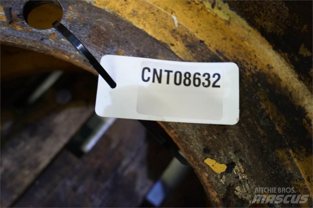 Volvo L120 Pneumatiky, kolesá a ráfiky