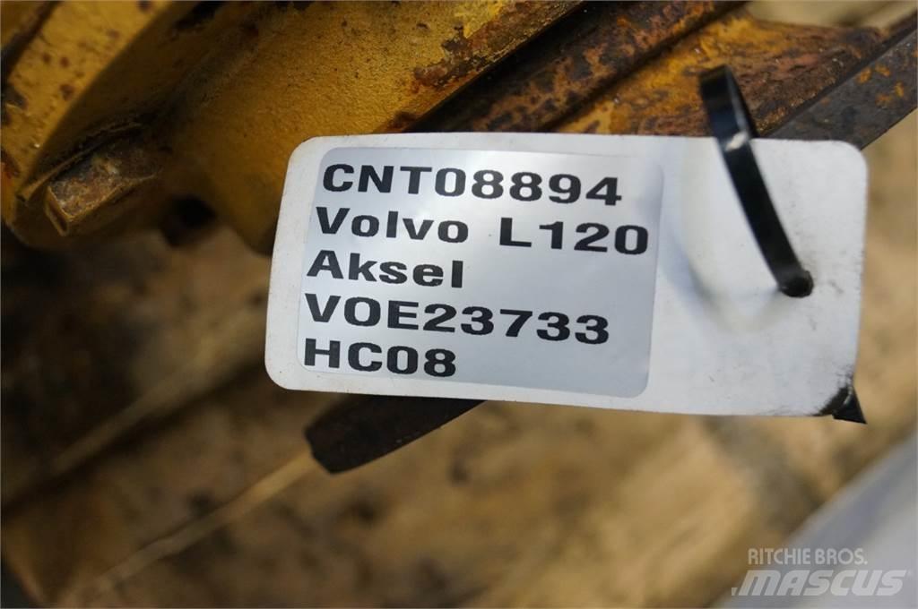 Volvo L120 Nápravy