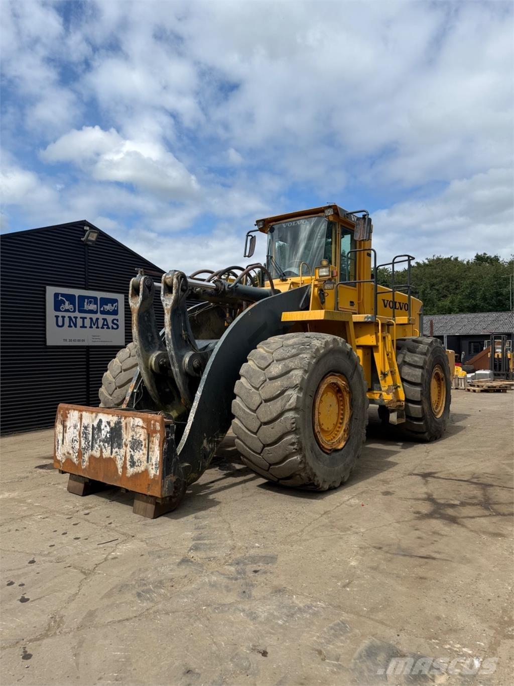 Volvo L330D Kolesové nakladače