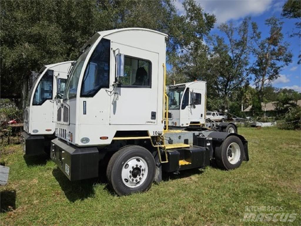 Autocar ACTT42 Terminálový ťahač