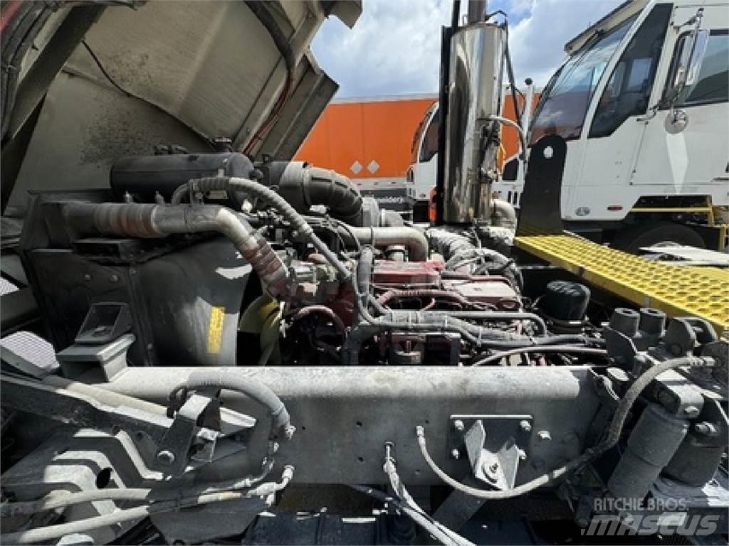Autocar ACTT42 Terminálový ťahač