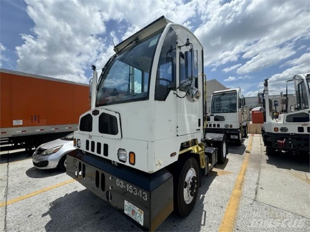 Autocar ACTT42 Terminálový ťahač