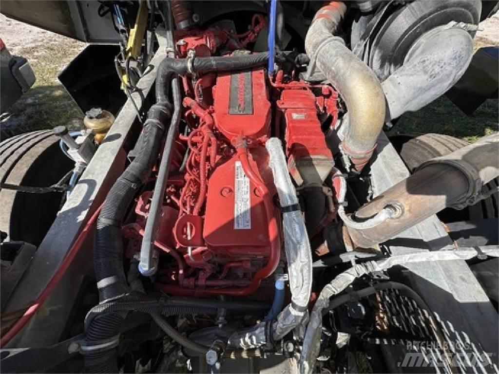 Autocar ACTT42 Terminálový ťahač