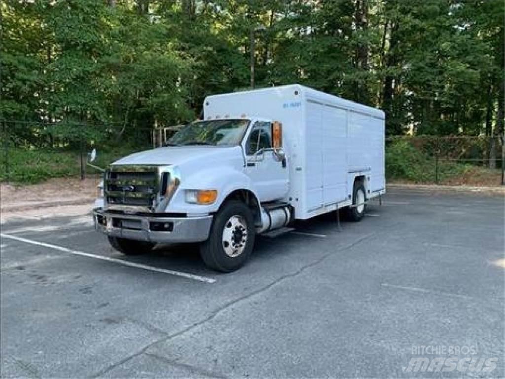 Ford F750 Vozidlá pre prepravu nápojov