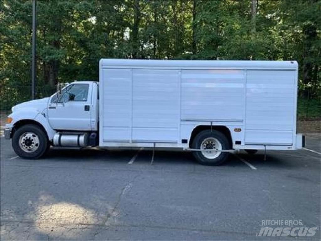 Ford F750 Vozidlá pre prepravu nápojov