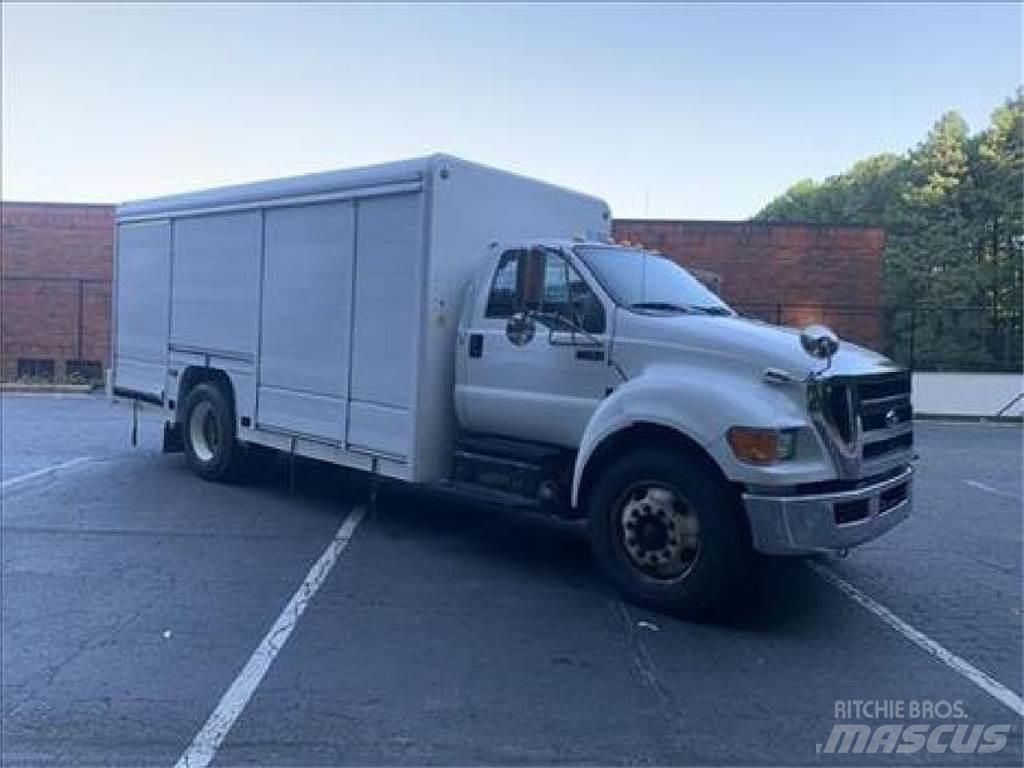 Ford F750 Vozidlá pre prepravu nápojov