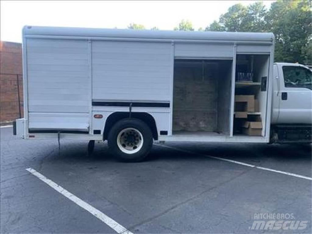Ford F750 Vozidlá pre prepravu nápojov